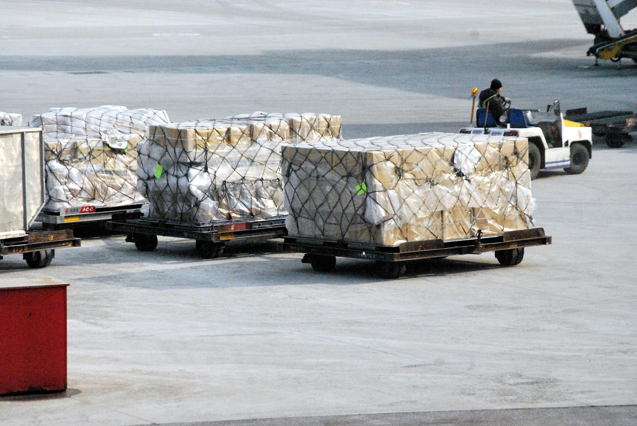 warehouse logistics cross-border ecommerce packages